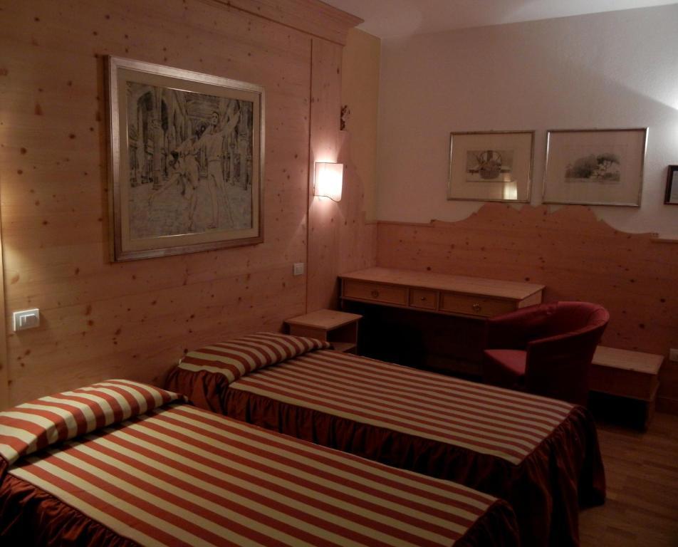 Albergo Da Gildo Follina Phòng bức ảnh